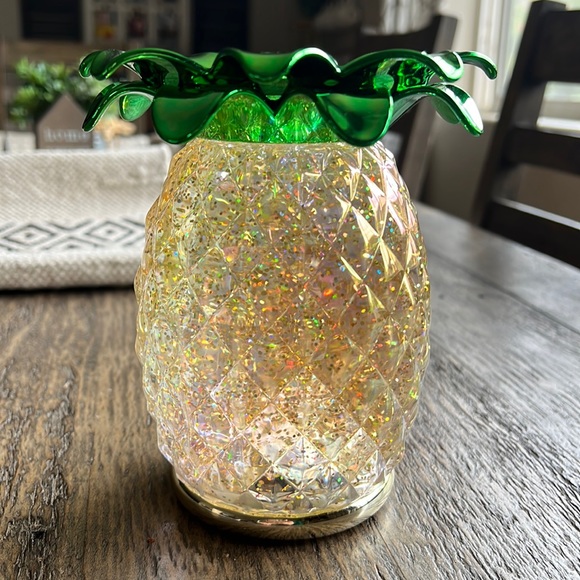 Bath & Body Works Accents Bath Body Works Pineapple Light Up Candle